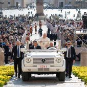 Papst-Audienz wieder auf dem Petersplatz