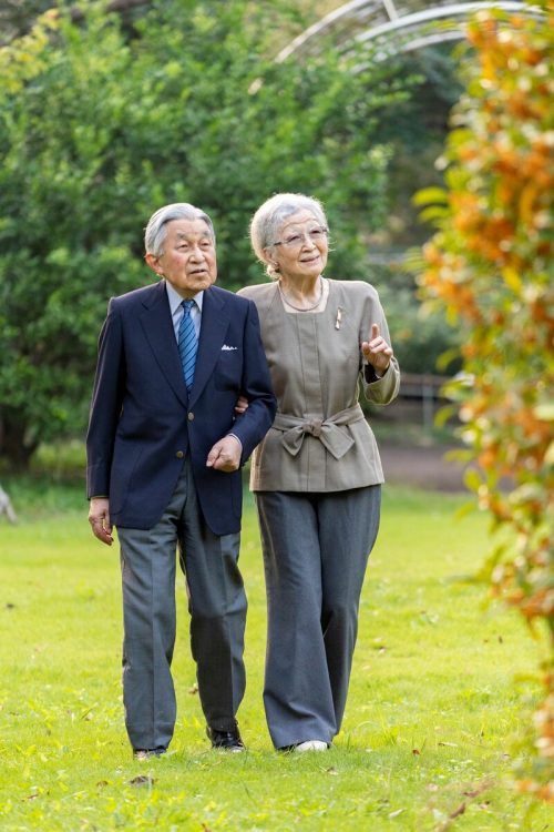 Akihito und Michiko sind in den Akasaka Palast übersiedelt.  Reuters