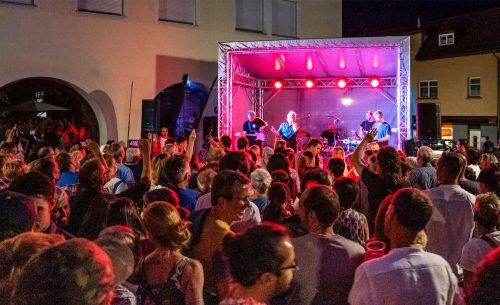 Die Open-Air-Veranstaltungsreihe Beats and Beer startet morgen, Mittwoch, in die Sommersaison. Wetterbedingt weicht man in den Stadtsaal aus. Stadt Bludenz