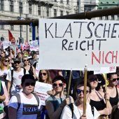 Mehr Geld im Pflegejob