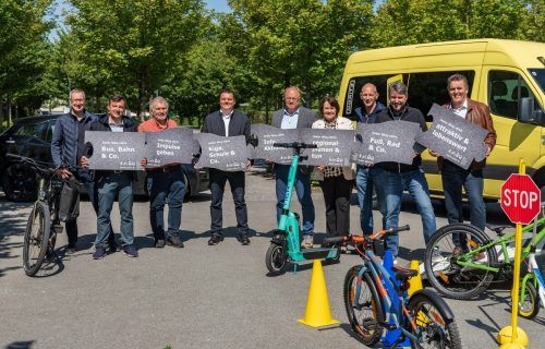 Bürgermeister von den plan-b-Gemeinden arbeiten zusammen für eine nachhaltige Mobilität in der Zukunft.