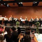Akkordeonkonzert mit Swing in Höchst