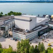 Informationen über Festspielhaus und Neubau Hallenbad