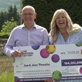 Britisches Paar gewinnt 184 Millionen Pfund im Lotto