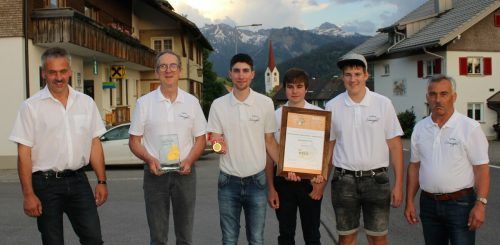 Das Team der Sennerei Sibratsgfäll: Obmann Martin Bereuter, Senn Herbert Baur, Mathias Schelling, Simon Ostheimer, Bernhard Nußbaumer und Max Bereuter (v. l.).