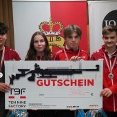 Rauer gelingt in Hallein der goldene Schuss
