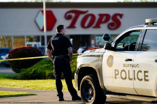 Die Polizei verhaftete den Mann nach der Tat. AP/Matt Rourke