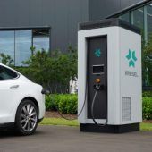 E-Ladestation für die Betriebstemperatur