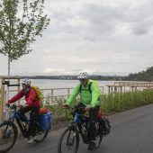 Fast fertig: Der Geh- und Radweg an der Pipeline ist eröffnet. »A5