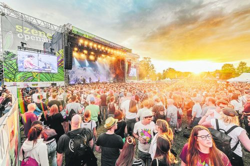 Für VN-Abonnenten gibt es ermäßigte Festivalpässe für das Szene Openair vom 4. bis 6. August 2022 am Alten Rhein in Lustenau.  matthias rhomberg