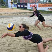 Beachvolleyplatz eröffnet