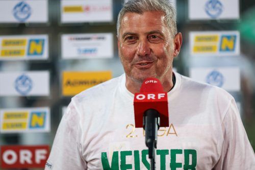 In seinem dritten Jahr in der 2. Liga wurde Markus Mader Trainer des Jahres. gepa