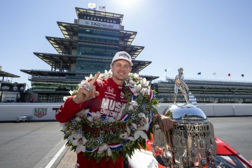 Marcus Ericsson holte sich in Indianapolis drei Millionen Dollar als Siegprämie ab. ap