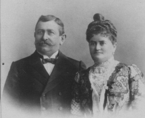 Albert Hirschfeld und Cäcilie Hirschfeld (geb. Rosenthal), um 1902.