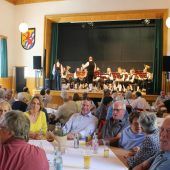 Vereinshaus-Fest weckte nostalgische Gefühle