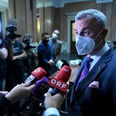 Norbert Hofer entlastet Strache