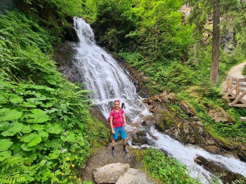 Am imposanten Teufelsbach-Wasserfall. VN/JUN