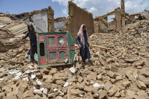 Auch zwei Tage nach dem verheerenden Erdbeben in Afghanistan mit mindestens 1000 Toten kommt die Region nicht zur Ruhe. Am Freitag starben weitere fünf Menschen bei einem Nachbeben. AFP