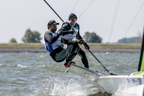 Benjamin Bildstein/David Hussl gewannen die vierte Wettfahrt. Sailing Energy