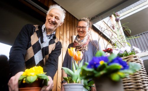 Carina Türtscher und Stefan Walser sind sich einig: „Was uns zusammenhält, gibt es kein zweites Mal!“  Caritas