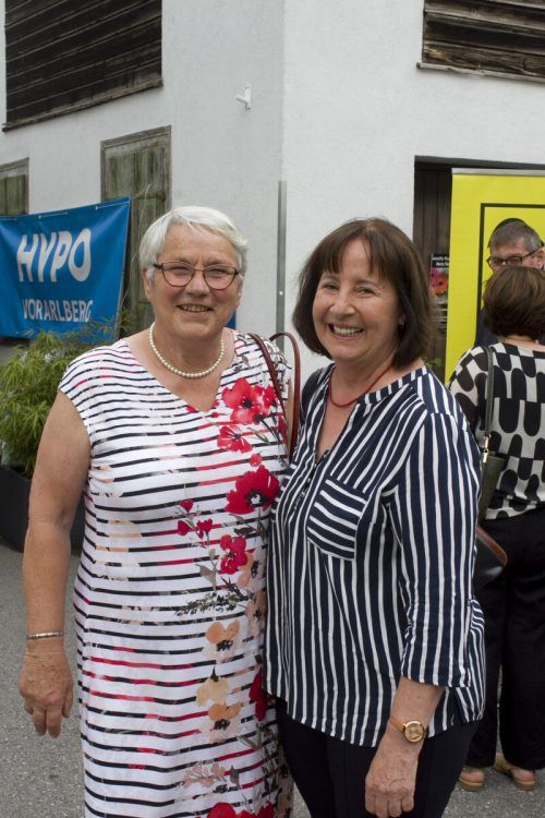 Christl Dietrich (l.) und Alice Maria ­Gensberger in Toplaune.
