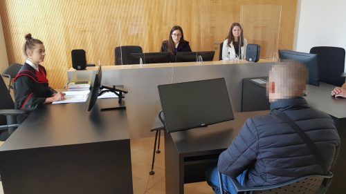 Der Angeklagte ist in Innsbrucker Klinik ausgerastet.  eckert
