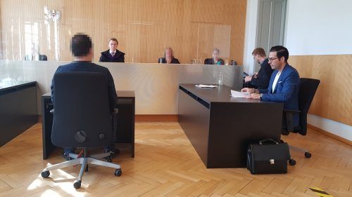 Der Angeklagte vermochte den Schöffensenat mit seinen unglaubwürdigen Aussagen nicht zu überzeugen.  eckert