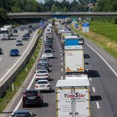Kilometerlanger Stau wegen Grenzkontrolle