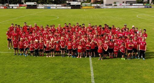 Der Vorstand und die Mitglieder des FC Thüringen freuen sich auf regen Besuch zum 100-Jahr-Jubiläum. Fc Thüringen