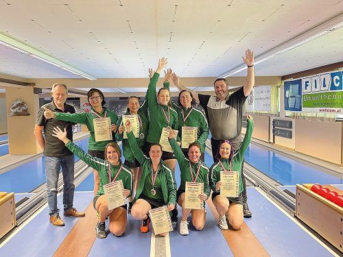 Die Begeisterung beim Damen-Team des SKC EHG Dornbirn kannte keine Grenzen. cth