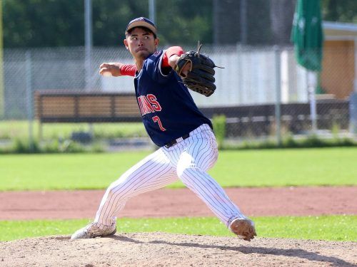Die Dornbirn Indians beherrschten die Derbygegner aus Hard in beiden Partien und sahnten nach mehreren Splits wieder einen doppelten Punktgewinn ab. cth