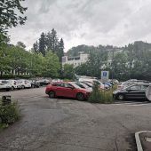 Parkplatz wird wieder zur Wiese