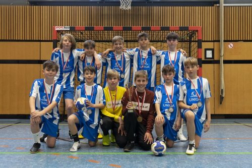 Die Handballmannschaft der Sportmittelschule Rankweil schaffte es bei den Bundesmeisterschaften in Salzburg auf den tollen zweiten Platz. Privat