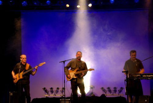 Die legendäere New Wave-Band „P“ ist heute live im Magazin 4 zu erleben. P/Tschako