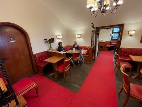 Das Café Feurstein wurde samt Inventar unter Denkmalschutz gestellt.  VN