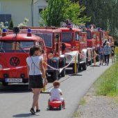 Feuerwehr-Oldtimer waren Publikumsmagnet