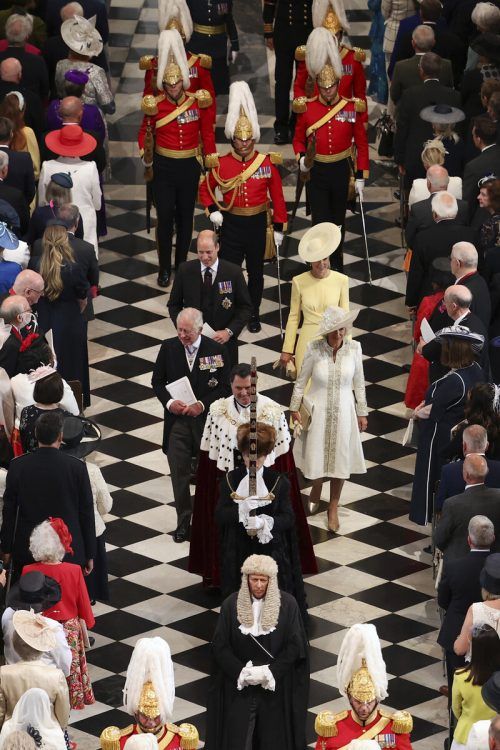 Die Queen wurde offiziell von ihrem Sohn Prinz Charles vertreten.  rts