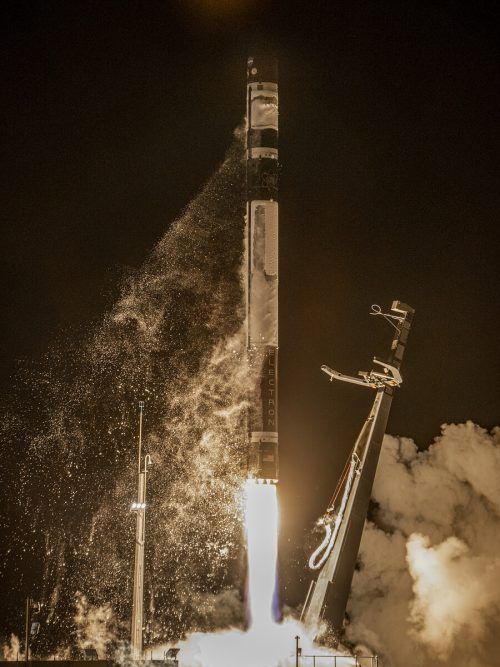 Die Rakete mit dem Mini-Satellit ist gestern erfolgreich abgehoben.  ap