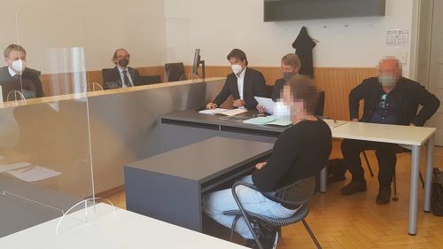 Die unterschiedlichsten Versionen, was an dem Abend geschehen sein soll, gab es im Gericht zu hören.  EC