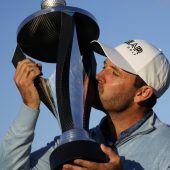 Millionen-Scheck für Charl Schwartzel