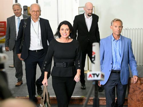 Ex-Ministerin Köstinger war am Donnerstag in den U-Ausschuss geladen. APA