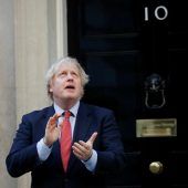Boris Johnson übersteht das Misstrauensvotum in seiner Fraktion. »D7