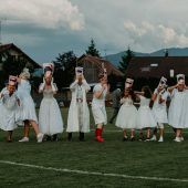 Das Walktanztheater bietet in Lustenau Anregendes mit vielen Beteiligten. »D5