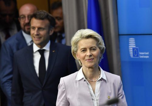 „Heute ist ein guter Tag für Europa“, kommentierte EU-Kommissionspräsidentin Ursula von der Leyen. Die Länder seien Teil der europäischen Familie.  AFP