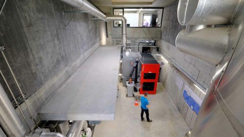 Innenansicht des neuen Biomasse-Heizwerks in Bregenz-Rieden. stadt Bregenz