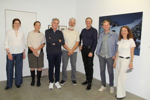Insgesamt waren sechs der zwölf ausstellenden Künstler persönlich bei der Vernissage vor Ort. STR