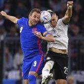 Kane sichert England Punkt gegen Flick-Elf