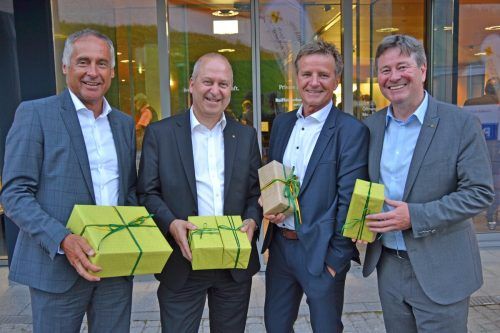 Markus Walch, Dr. Jürgen Kessler (RLBV), Stefan Schneider und Georg Gundolf. Raiffeisenbank Lech