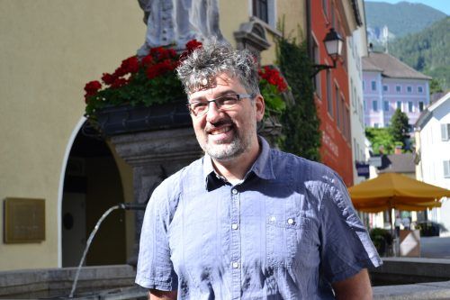 Michael Kasper spricht über die aktuelle Ausstellung im Schrunser Heimatmuseum. BI