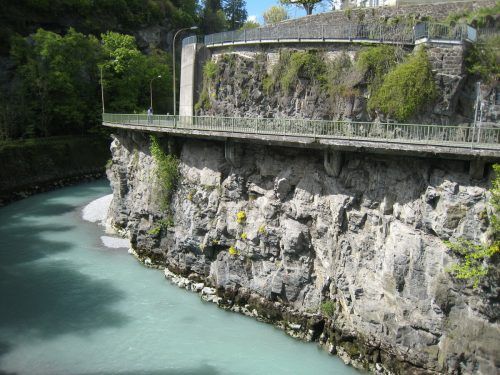Mit aufwendigen Felsabbauarbeiten soll die Kapfschlucht um bis zu acht Meter verbreitert werden, damit die Ill mehr Wasser führen kann. Land Vorarlberg